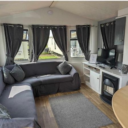 The Winchester Golden Gate Towyn Kinmel Bay Екстер'єр фото