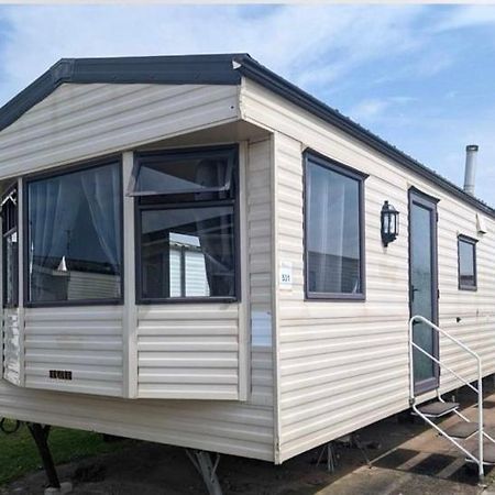 The Winchester Golden Gate Towyn Kinmel Bay Екстер'єр фото